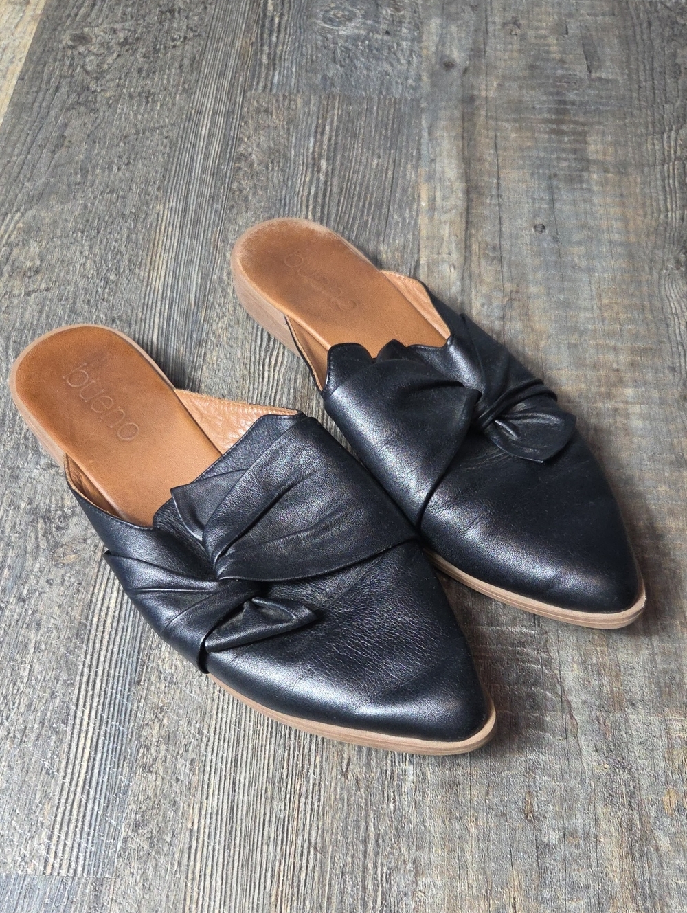 Bueno Black Leather Knotted Pointed Toe Mules